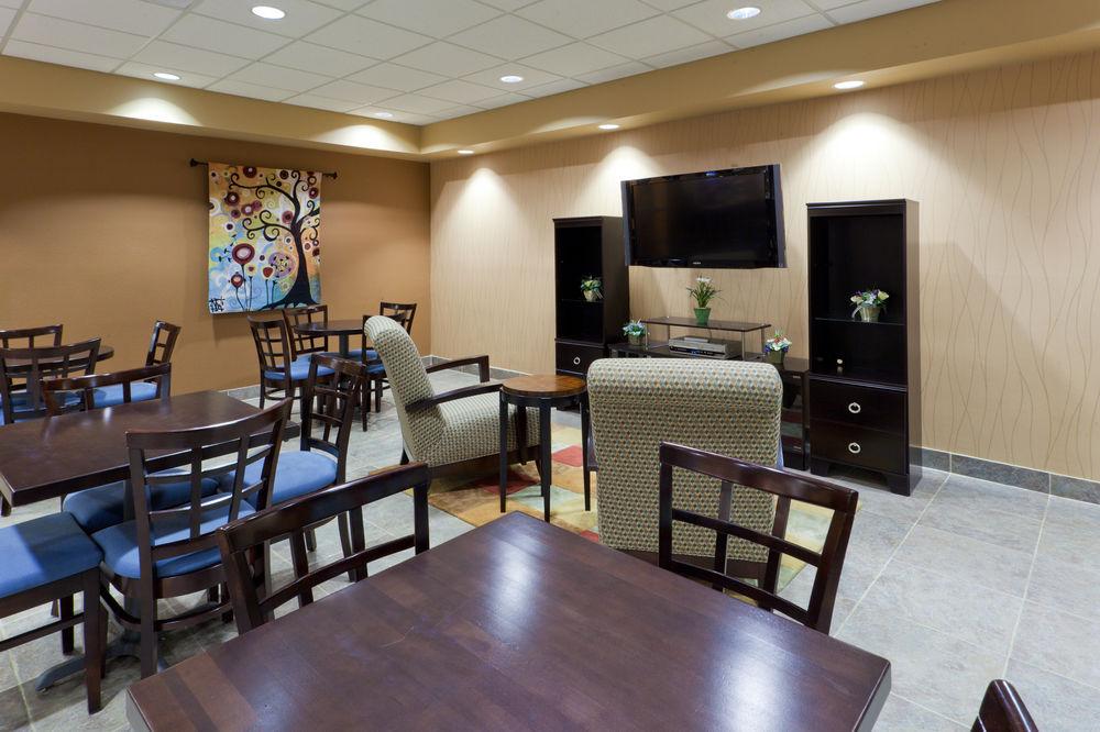 Holiday Inn Express & Suites Ashtabula-Geneva By Ihg Austinburg Εξωτερικό φωτογραφία