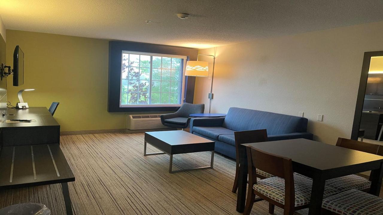 Holiday Inn Express & Suites Ashtabula-Geneva By Ihg Austinburg Εξωτερικό φωτογραφία