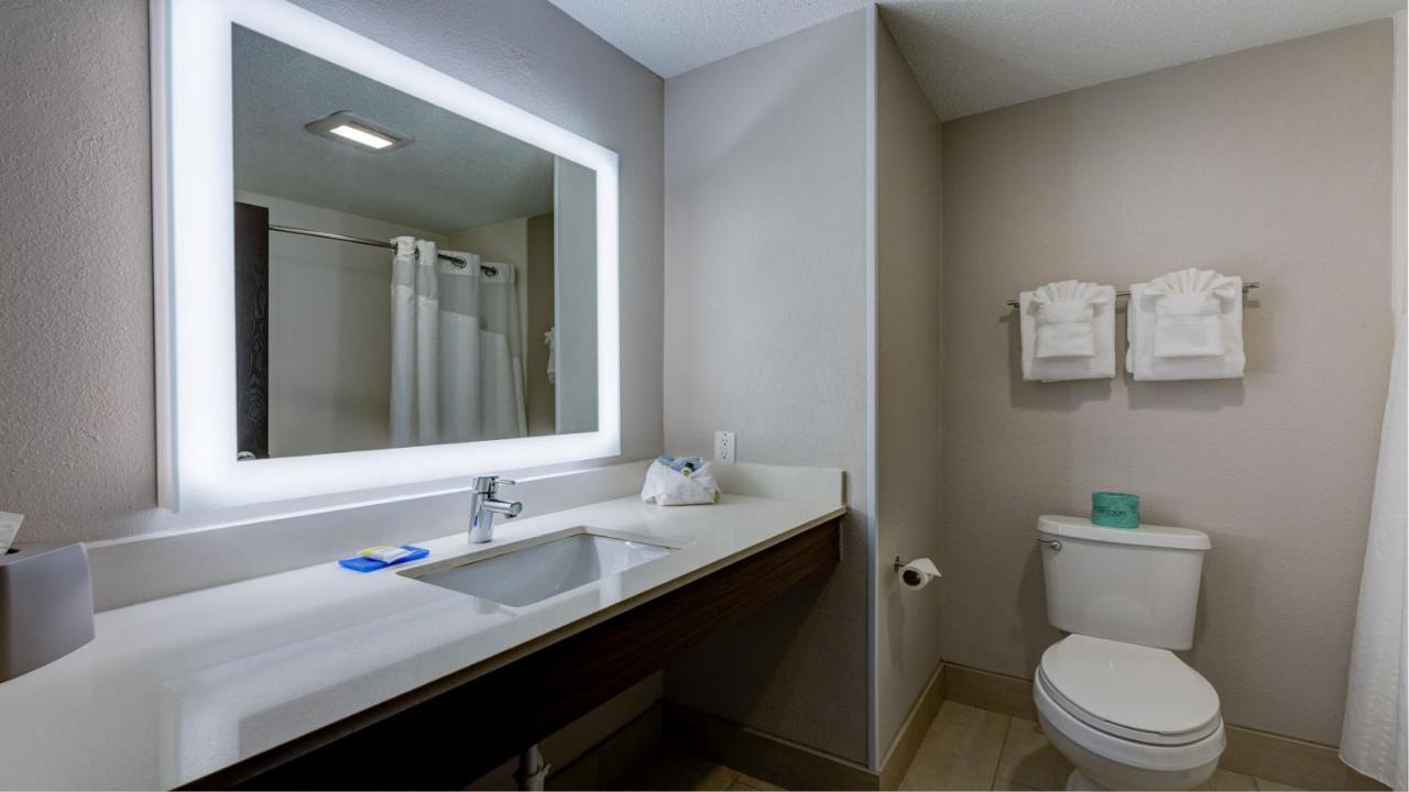 Holiday Inn Express & Suites Ashtabula-Geneva By Ihg Austinburg Εξωτερικό φωτογραφία