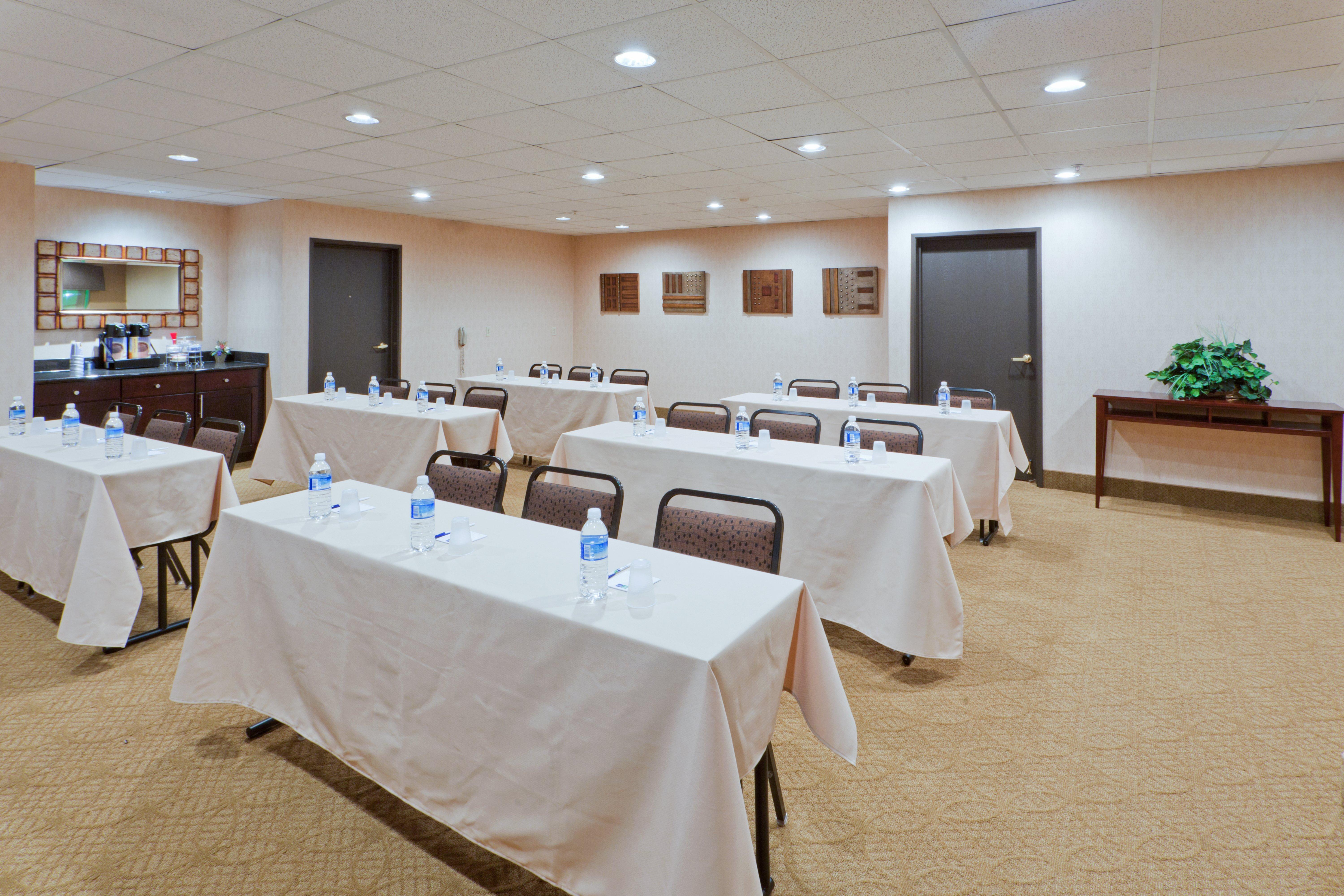 Holiday Inn Express & Suites Ashtabula-Geneva By Ihg Austinburg Εξωτερικό φωτογραφία